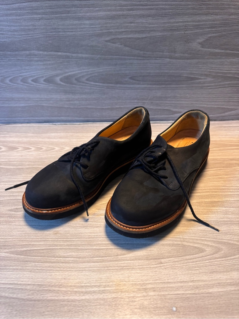 Samuel Hubbard navy blue size 7.5